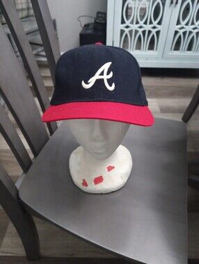 Vintage Made In The USA Wool New Era Atlanta Braves Navy and Red Baseball Cap